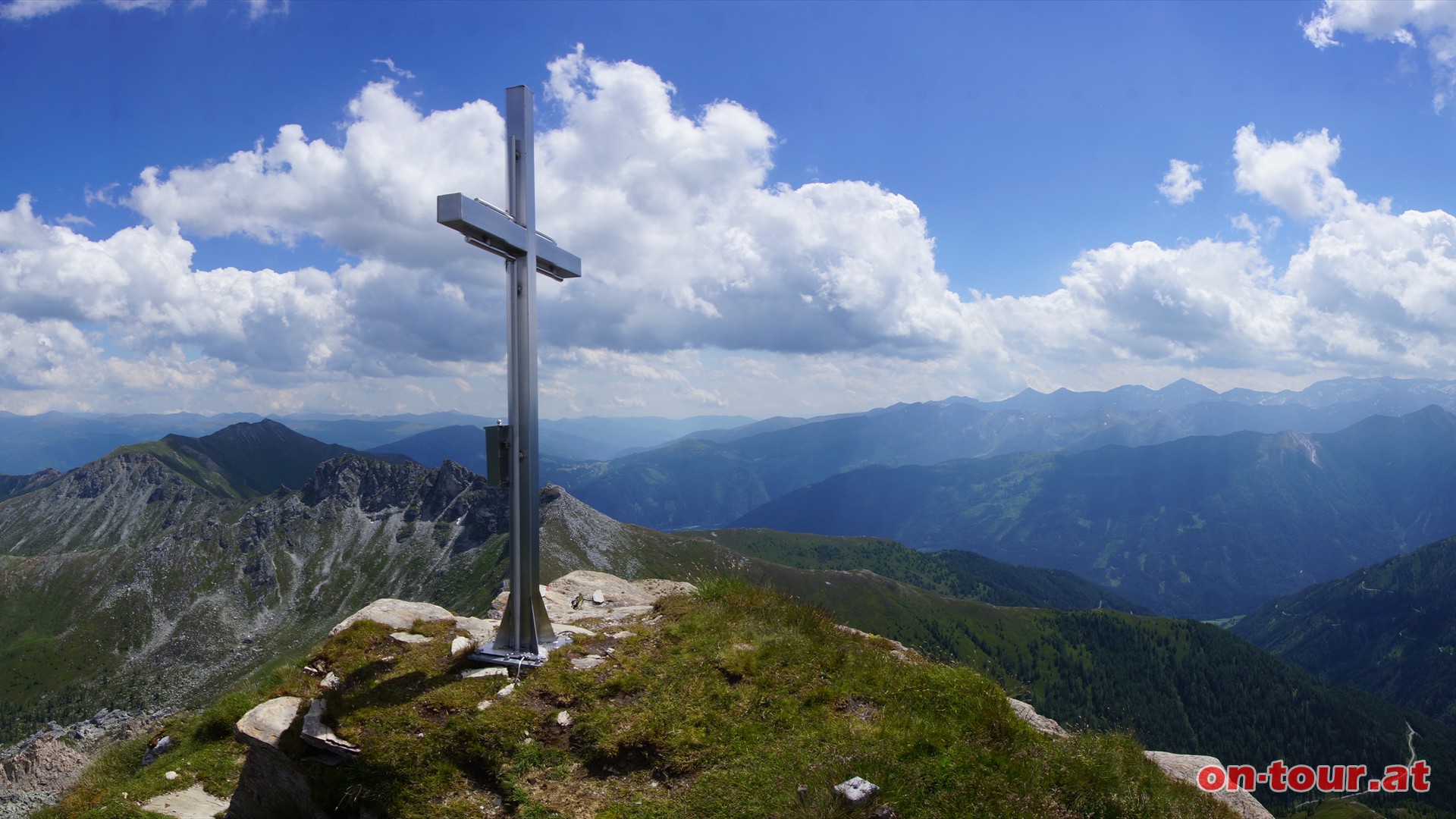 Schareck; 2.466 m; Blick Richtung Sden