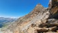 Lenksteinjoch. Weiter am, bzw. unterhalb vom Grat Richtung Gipfel. Kletterpassagen bis II.